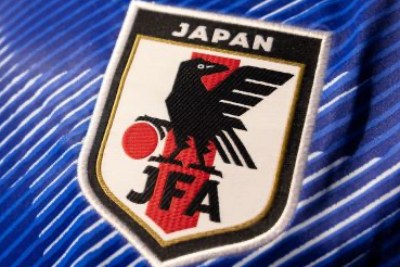 サッカー日本代表　ヤタガラス　八咫烏